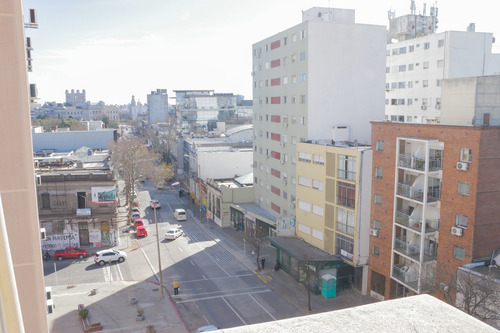 Imagen 4 de 14 de Apartamento En Venta Con 3 Dormitorios Aguada Mvdo