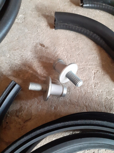 Kit De Gomas Para Puertas Y Vidrios Ford Pickup 80/86
