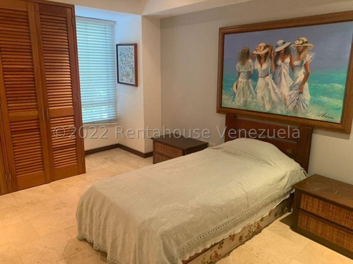 Imagen 12 de 13 de Apartamento Venta Los Naranjos De Las Mercedes Mls 22-17259 Espectacular Duplex Con Acabados De Primera, Pisos De Marmol, Cocina Con Topes De Granito, Edificio Ubicado En Zona Privilegiada