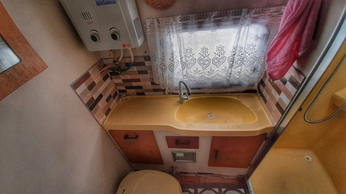 Trailer Motorhome Com Energia Solar