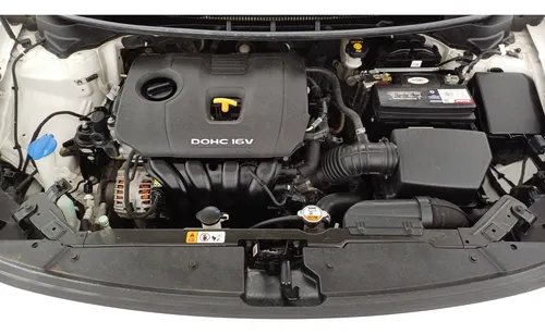 Kia Forte 2.0 L Mt