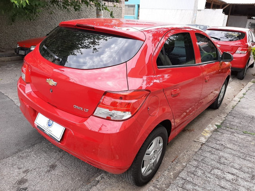 Chevrolet Onix 1.0 Mpfi Lt 8v Flex 4p Manual