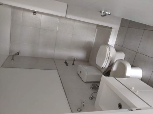 Imagen 6 de 9 de 1 Dormitorio Con Cochera - Próximo Al Centro