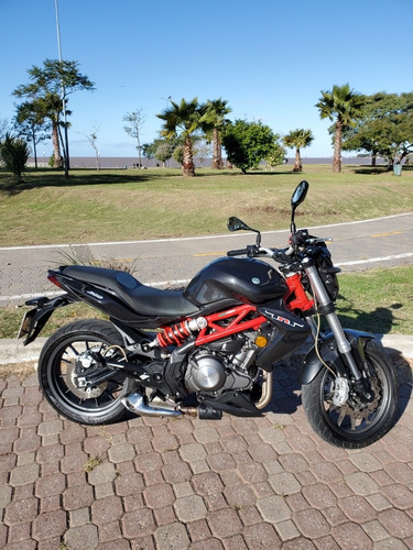 Imagen 2 de 16 de Benelli Tnt300