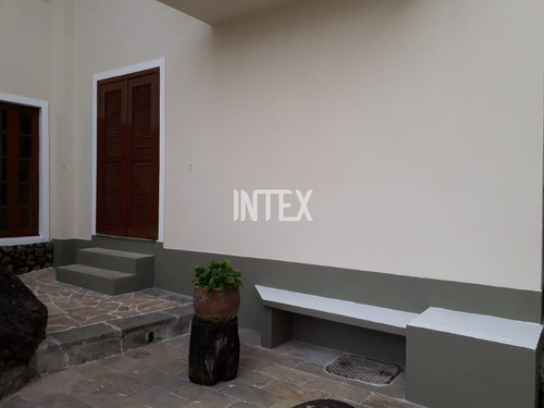 Imagem 30 de 30 de Excelente Casa Triplex Em São Francisco À Venda. - Ca00647 - 70039265