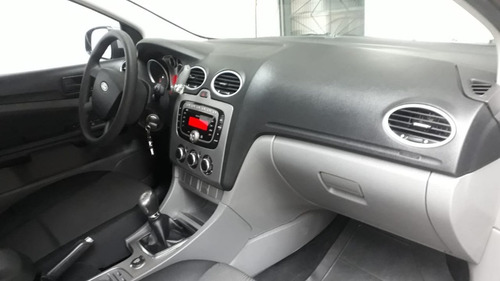 Imagem 1 de 9 de Ford Focus