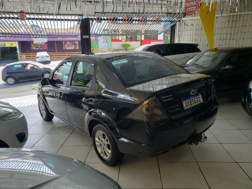 Imagem 4 de 14 de Fiesta Sedan Se Plus 1.6 Completo Com 4 Pneus Novos