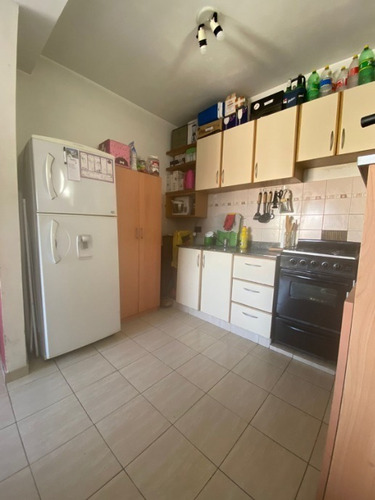 Imagen 3 de 12 de Departamento Con Balcon Al Frente - Moron Centro