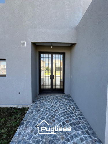 Casa En Venta A Estrenar En Barrio Ceibos Puertos Escobar