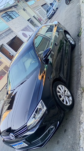 Volkswagen Jetta 2.0 Comfortline Flex 4p Automática