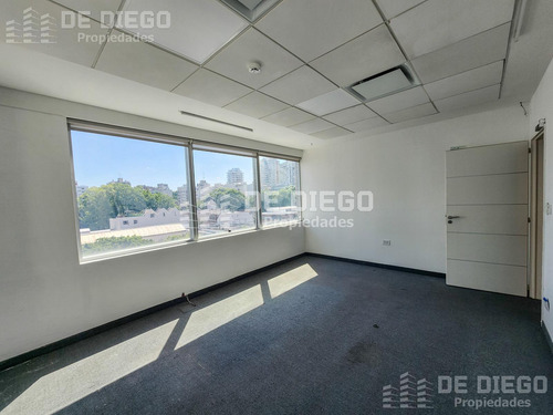 Venta Oficina De 260 M2 Con 4 Cocheras En Edificio One World, Olivos, Vicente Lopez