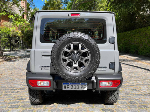 Imagen 13 de 25 de Suzuki Jimny Glx