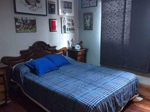 Chalet 5 Ambientes Con Cochera