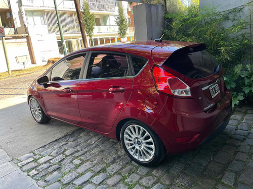 Ford Fiesta Kinetic Design 1.6 Titanium 120cv 2015
