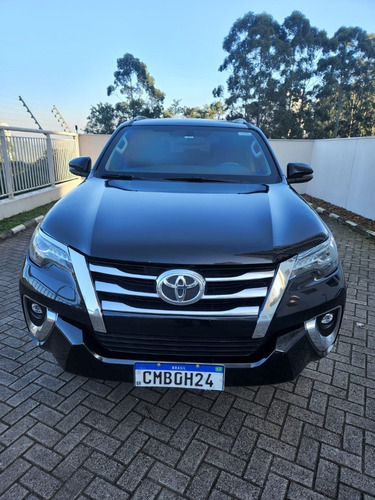 Imagem 5 de 13 de Hilux Sw4 Srx 2.8 7 Lugares 2018/18