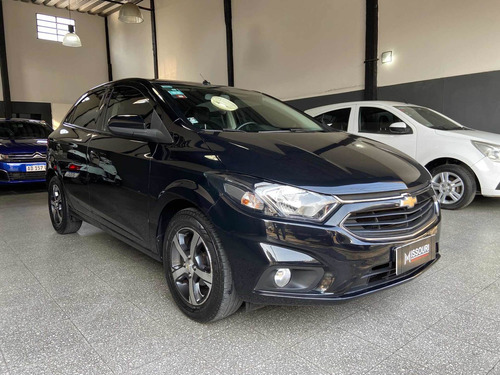 Imagen 2 de 24 de Chevrolet Onix 1.4 Ltz At 98cv 2016