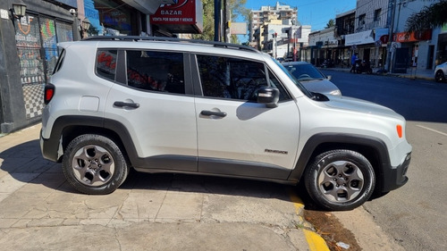Imagen 6 de 12 de Jeep Renegade 2018 1.8 Sport At Plus