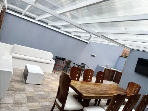 Casa En Arriendo Amoblada En Poblado San Lucas