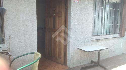 Casa En Venta De 2 Dorm. En Macul