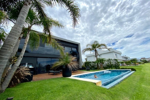 Imagem 14 de 30 de Casa À Venda Em Xangri-lá - Ca01378 - 69437034