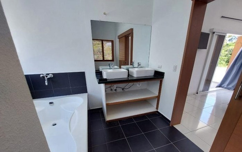 Imagen 11 de 18 de Villa De 3 Habitaciones Con Piscina En Venta, Las Terrenas, Samaná