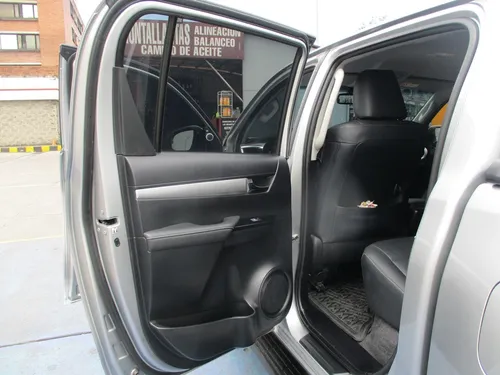 Toyota Hilux Srx 4x4 2800cc At Aa