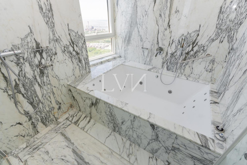 Venta-alquiler Departamento 5 Ambientes En Alvear Tower, Puerto Madero