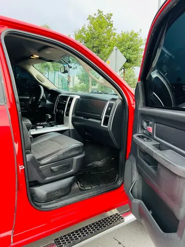Ram Sport V8 5.7 Hemi Crew Cab 2012