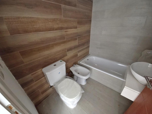 Imagen 12 de 30 de Venta Departamento 2 Ambientes En Olivos