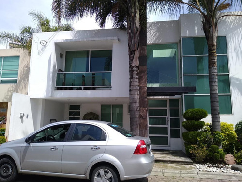 Imagen 1 de 12 de Casa En Venta En Hacienda Santa Teresa San Andres Cholula Puebla