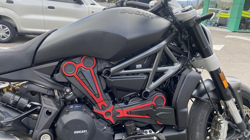 Imagen 21 de 22 de Ducati X Diavel S