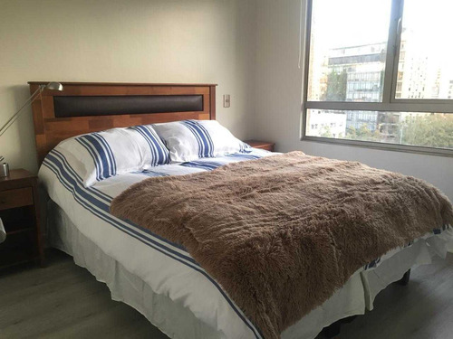 Departamento 2d, 2b, Barrio Lastarria. (70276)