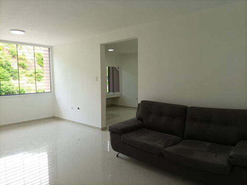 Imagen 3 de 17 de Apartamento En Cagua / Angela / Ovidio / 04243380801 / 04129115624