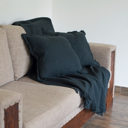 Imagen 4 de 6 de Manta Rustica Sillon Pie Cama 110x150 + 2 Almohadones - Lima