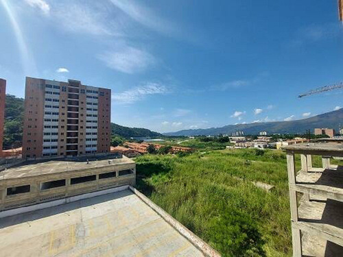 Imagen 2 de 14 de Re/max. Iris Hernandez. Vende Townhouse (88m2). Manantial. Naguanagua. Codigo 127545