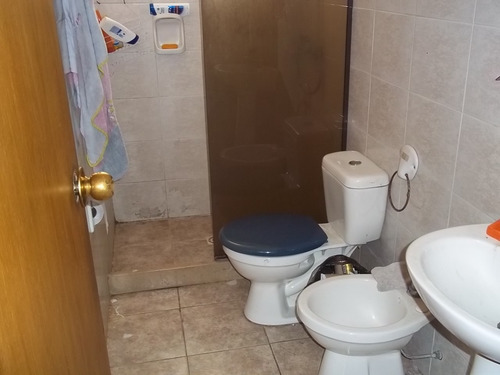 Venta Casa En Cordon De 3 Dormitorios Y Garage