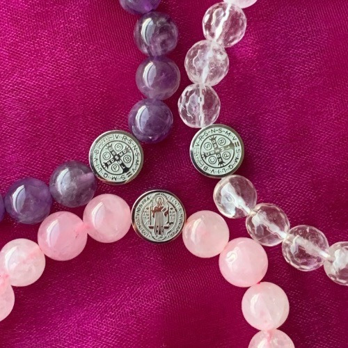 Imagen 2 de 2 de Pulsera De Piedra Natural Con Separador De Acero San Benito