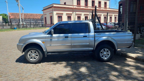Mitsubishi L200 2.5 Sport Hpe Cab Doble 4x4