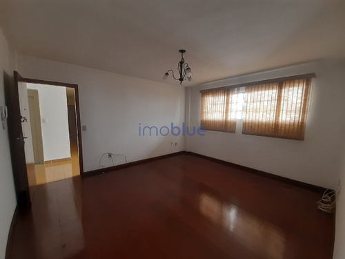 Imagem 2 de 13 de Apartamento 2 Dormitórios No Centro... - 1594