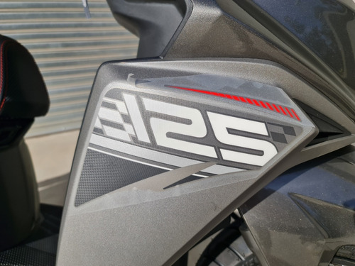 Imagen 8 de 15 de Beta Scooter Tvs Ntorq Precio Cuidado