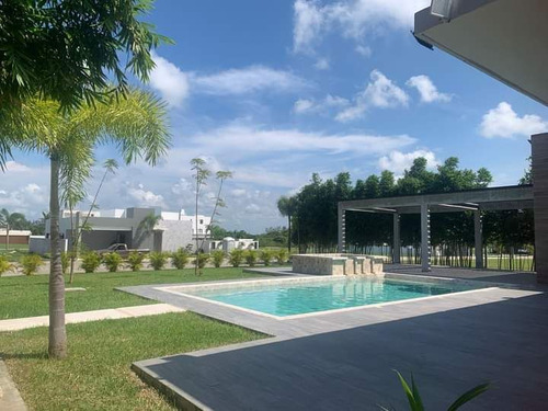 Terreno Amplio, En Exclusivo Frac. Río Del Dorado, Boca Del Río