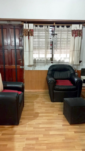 Chalet En Venta Con Departamento Apto Credito. Quilmes
