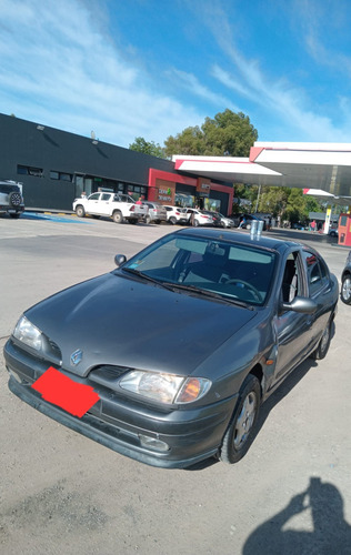 Renault Megane 2.0 Rxe