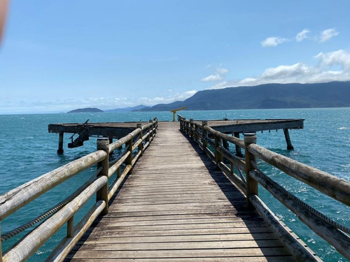 Imagem 6 de 21 de Pousada A Venda Em Ilhabela, Terreno 5.678,17m², Área Construída 1.878,57m², Casa Sede, Tres Chalés, Casa De Caseiro, Piscina, Quadra, Churrasqueira - Ch00277 - 71000977