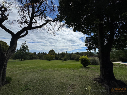 Propiedad En Venta Con Parque De 1 Hectarea | Villa General Belgrano