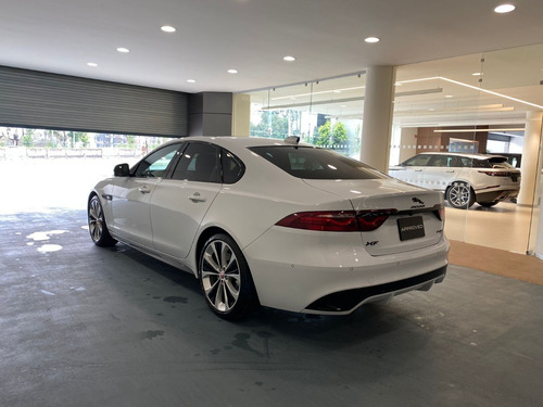 Imagen 4 de 13 de Jaguar Xf 2021