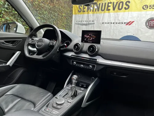 Audi Q2 1.4 Select S-Tronic At