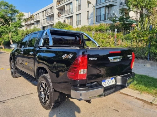 Toyota Hilux 2.8 Cd Srx 177cv 4x4 At