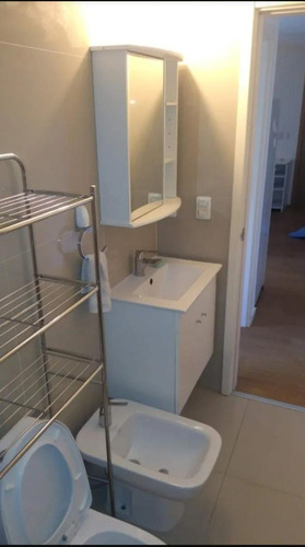 Imagen 4 de 8 de Imperdible Venta!! 1 Dormitorio, B/g, Tres Cruces!!