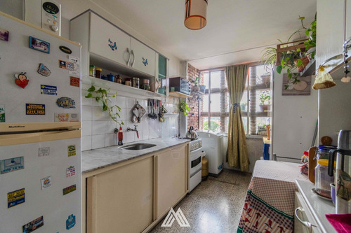 Imagen 6 de 13 de Venta De Apartamento En Pérez Castellanos De 2 Dormitorios Y Un Baño